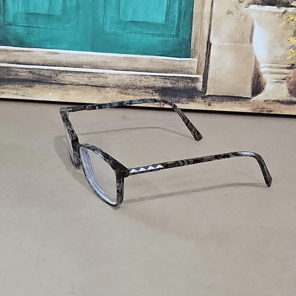 Ellen Tracy Monterrey Black Havana Cat Eye Plastic‎ Eyeglass Frame 52-15-135